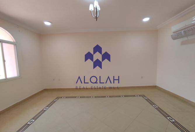 991792 - Property Image 3