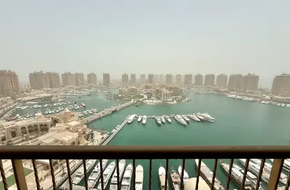 شقة - 2 غرف نوم - 3 حمامات للايجار في طريق بورتو الغربي - بورتو أرابيا - جزيرة اللؤلؤة - الدوحة
