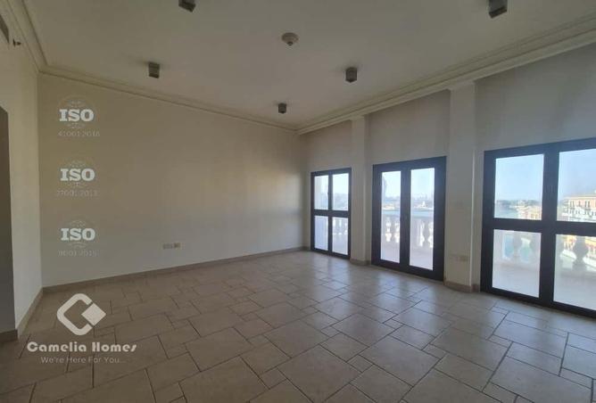 942038 - Property Image 2