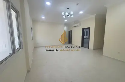 شقة - 2 غرف نوم - 3 حمامات للايجار في المنصورة - المنصورة - الدوحة