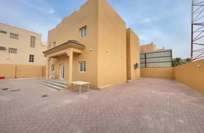 Villa - Studio - 6 Bathrooms for rent in Sumaysimah - Al Khor