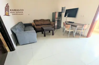 Apartment - 2 Bedrooms - 2 Bathrooms for rent in Muntazah 7 - Al Muntazah - Doha
