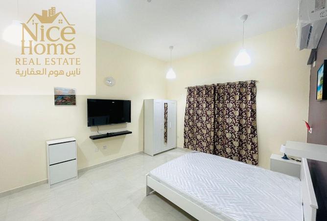 904061 - Property Image 3