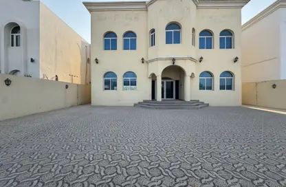 Villa - 6 Bedrooms - 7 Bathrooms for rent in Al Keesa Gate - Al Kheesa - Umm Salal Mohammed