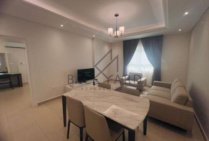 983872 - Property Image 2