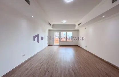 Apartment - 1 Bedroom - 2 Bathrooms for sale in Tower 8 - Porto Arabia - The Pearl Island - Doha