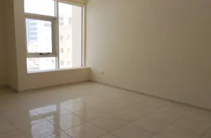 Apartment - 2 Bedrooms - 2 Bathrooms for rent in Al Sadd Road - Al Sadd - Doha
