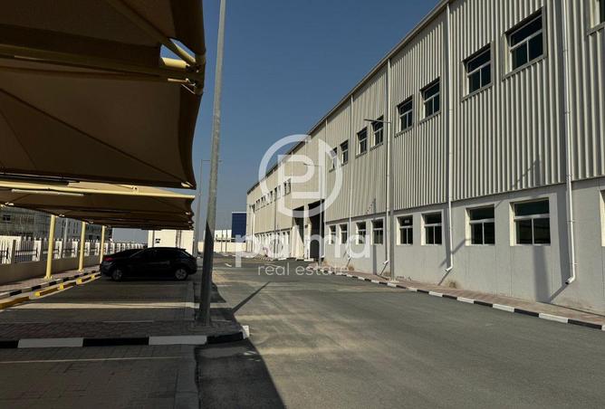 946123 - Property Image 3