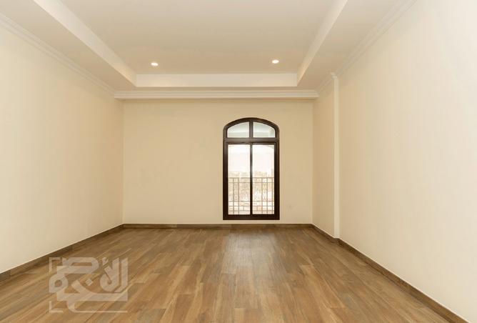 1002167 - Property Image 2