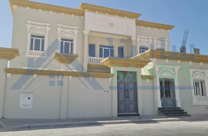 فيلا - 8 غرف نوم - 8 حمامات للبيع في الوكير - الوكير - الوكرة