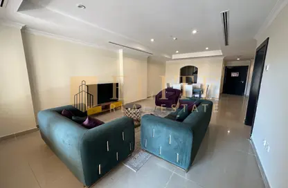 Apartment - 1 Bedroom - 2 Bathrooms for rent in One Porto Arabia - Porto Arabia - The Pearl Island - Doha