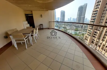 Apartment - 3 Bedrooms - 3 Bathrooms for rent in Porto Arabia - The Pearl Island - Doha