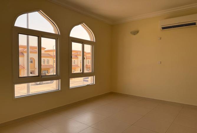 953166 - Property Image 2