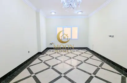 Apartment - 2 Bedrooms - 2 Bathrooms for rent in Muntazah 7 - Al Muntazah - Doha