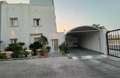 Villa - 6 Bedrooms - 5 Bathrooms for rent in Umm Abirieh - Al Shamal
