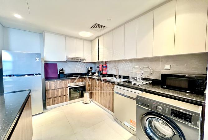 987194 - Property Image 2