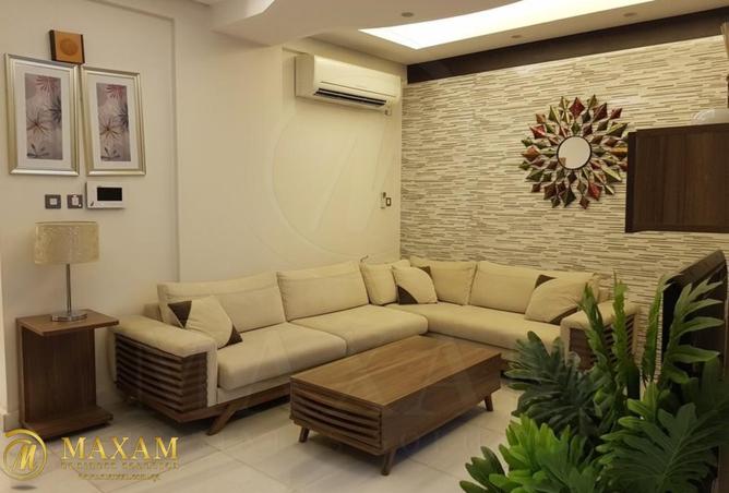 985515 - Property Image 3