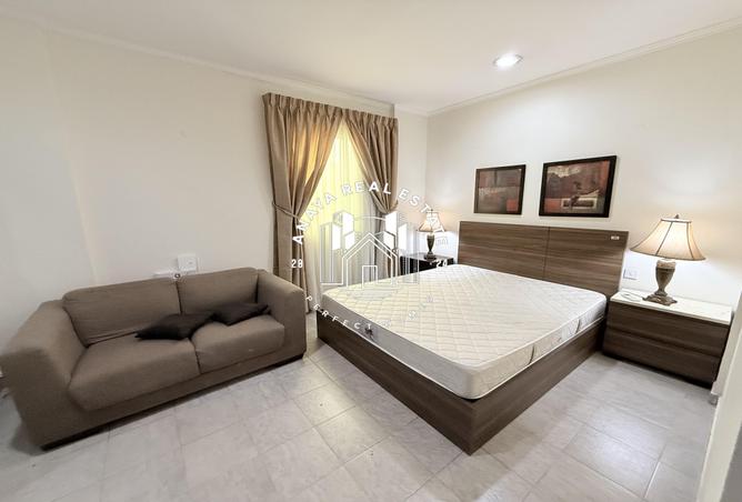 973007 - Property Main Image