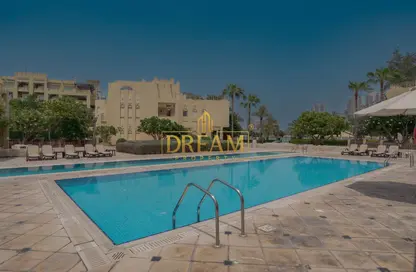 Villa - 2 Bedrooms - 3 Bathrooms for rent in West Bay Lagoon - Doha