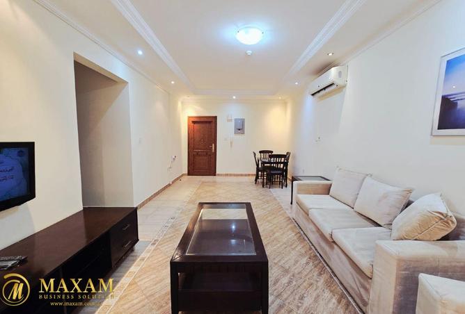 1003148 - Property Image 2