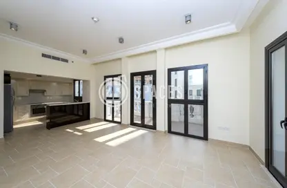 Apartment - 3 Bedrooms - 4 Bathrooms for sale in Mercato - Qanat Quartier - The Pearl Island - Doha