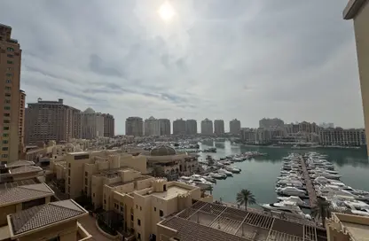 شقة - 3 غرف نوم - 5 حمامات للبيع في طريق بورتو الشرقي - بورتو أرابيا - جزيرة اللؤلؤة - الدوحة شقة - 3 غرف نوم - 5 حمامات للبيع في طريق بورتو الشرقي - بورتو أرابيا - جزيرة اللؤلؤة - الدوحة