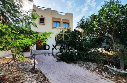 Villa - 3 Bedrooms - 5 Bathrooms for rent in Al Maamoura - Al Maamoura - Doha