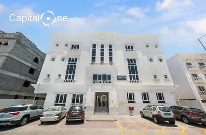 Apartment - 2 Bedrooms - 2 Bathrooms for rent in Omar Bin Abdul Aziz Street - Madinat Khalifa - Doha