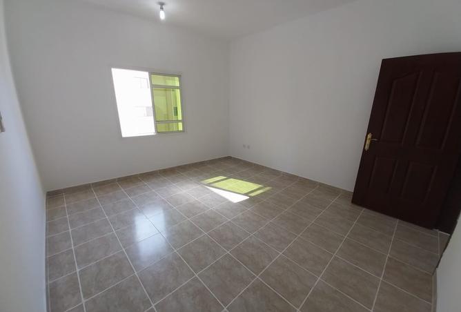 Apartment - 2 Bedrooms - 2 Bathrooms for rent in Al Jazeera Street - Fereej Bin Mahmoud North - Fereej Bin Mahmoud - Doha