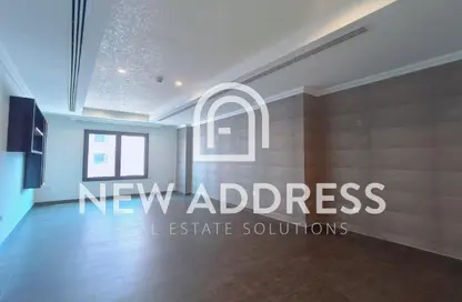 Apartment - 1 Bedroom - 2 Bathrooms for rent in East Porto Drive - Porto Arabia - The Pearl Island - Doha