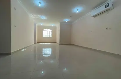 Apartment - 2 Bedrooms - 2 Bathrooms for rent in Old Airport 43 - Old Airport Road - Doha