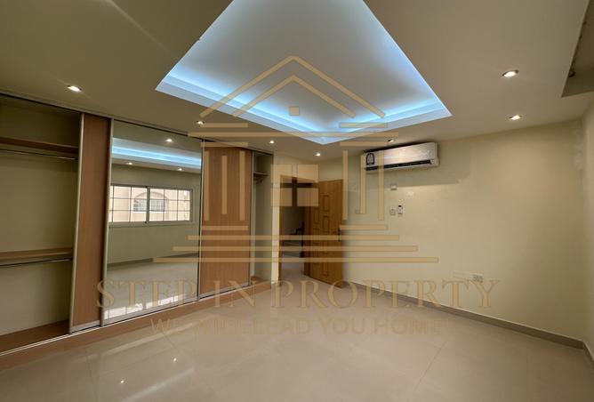 977130 - Property Image 2