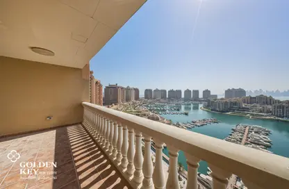 Apartment - 2 Bedrooms - 3 Bathrooms for rent in West Porto Drive - Porto Arabia - The Pearl Island - Doha