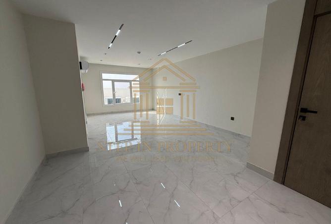 1009321 - Property Image 2