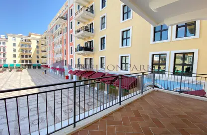 Apartment - 2 Bedrooms - 3 Bathrooms for sale in Nobili - Qanat Quartier - The Pearl Island - Doha