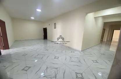 Apartment - 3 Bedrooms - 3 Bathrooms for rent in Al Mansoura - Doha