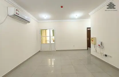 شقة - 2 غرف نوم - 2 حمامات للايجار في منتزه 7 - المنتزه - الدوحة شقة - 2 غرف نوم - 2 حمامات للايجار في منتزه 7 - المنتزه - الدوحة