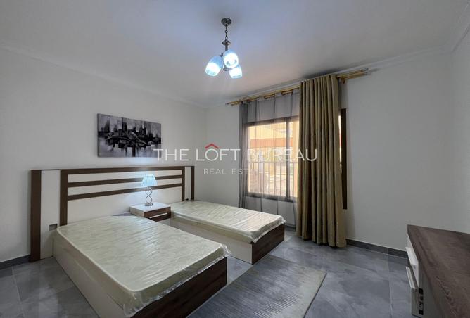 937742 - Property Image 2