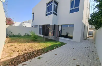 Compound - 4 Bedrooms - 5 Bathrooms for rent in Wadi Al Markh - Muraikh - AlMuraikh - Doha