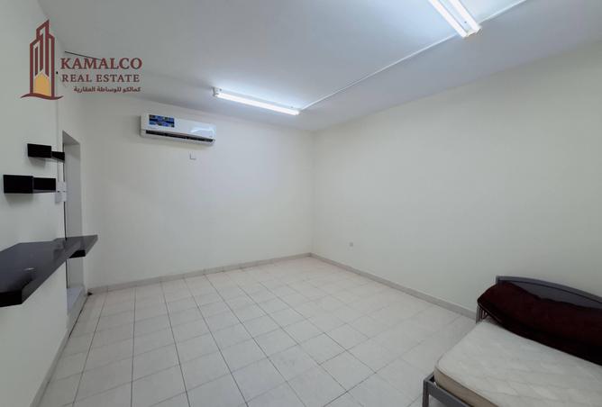 953988 - Property Image 2