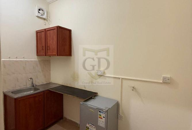 951854 - Property Image 2