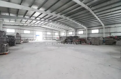 Warehouse - Studio - 2 Bathrooms for sale in East Industrial Street - Birkat Al Awamer - Al Wakra