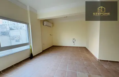 Apartment - 3 Bedrooms - 2 Bathrooms for rent in Al Sadd Road - Al Sadd - Doha