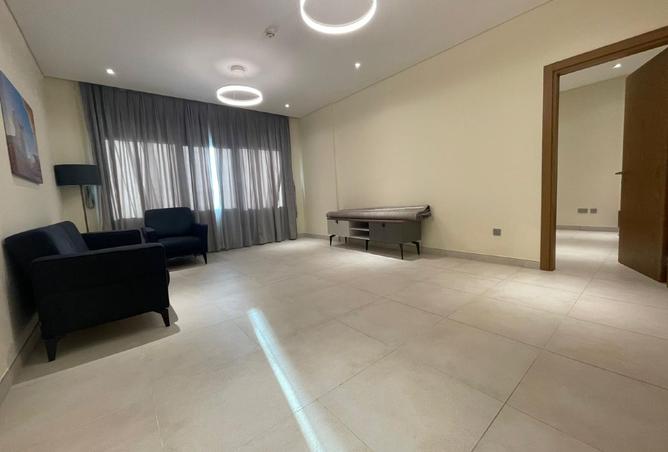 955115 - Property Image 2
