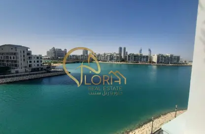 Apartment - 2 Bedrooms - 3 Bathrooms for rent in Carnaval - Qanat Quartier - The Pearl Island - Doha