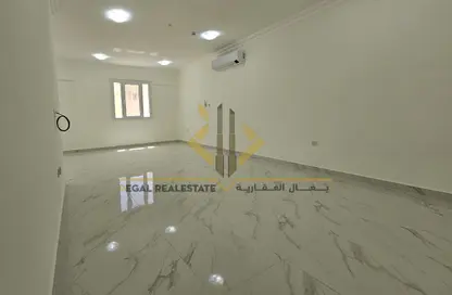 شقة - 2 غرف نوم - 3 حمامات للايجار في بن عمران - فريج بن عمران - الدوحة