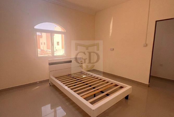 960950 - Property Image 2