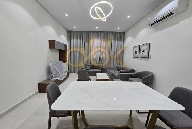 894552 - Property Image 2