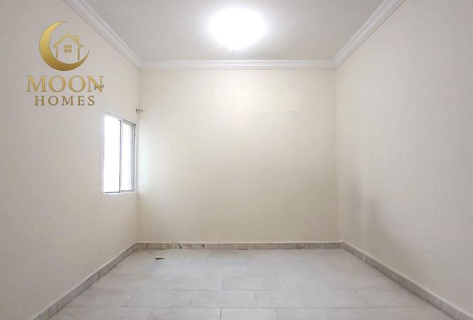 987212 - Property Main Image