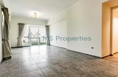 Apartment - 3 Bedrooms - 3 Bathrooms for rent in Marina District - Lusail